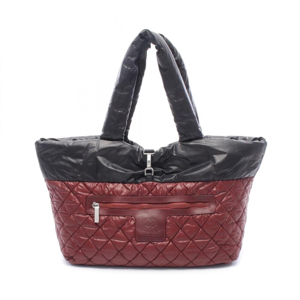 CHANEL Black Leather Tote Bag - Picture 6 of 11